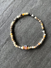 Armband natuursteen facetkraal multicolor beige/grijs